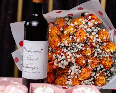 Bloom & Pour